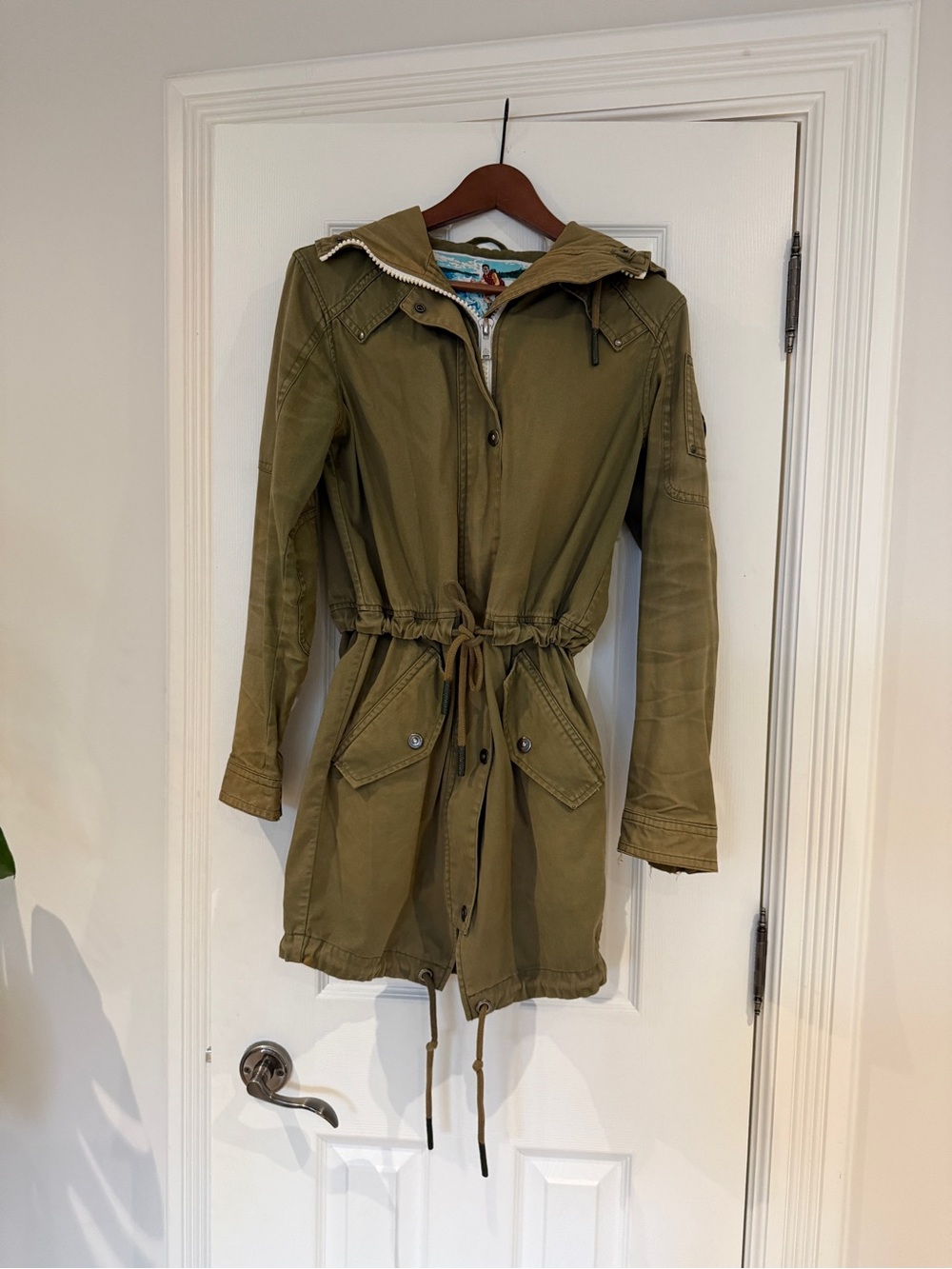 Moose Knuckles Mainville Olive Green Women's Drawstring Parka Jacket Size XS/S